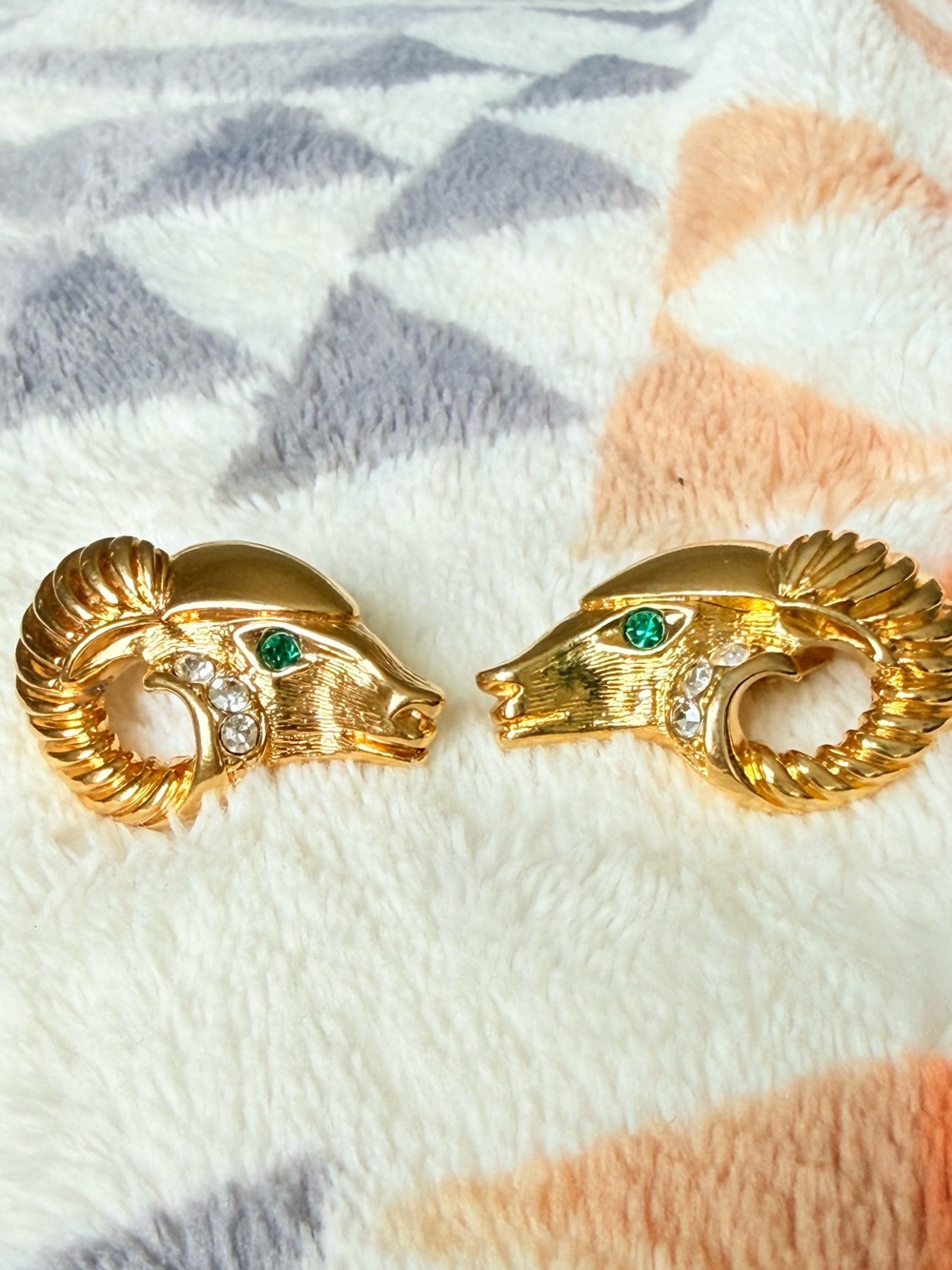 VTG KJL for Avon Kenneth J Lane Gold Tone Rams Head Pierced Rhinestone Earrings